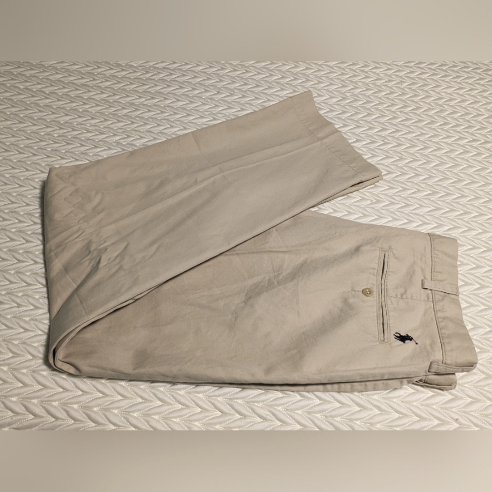 POLO Ralph Lauren Tan Chinos Cotton With Distinctive Logo Size 36/32. EUC